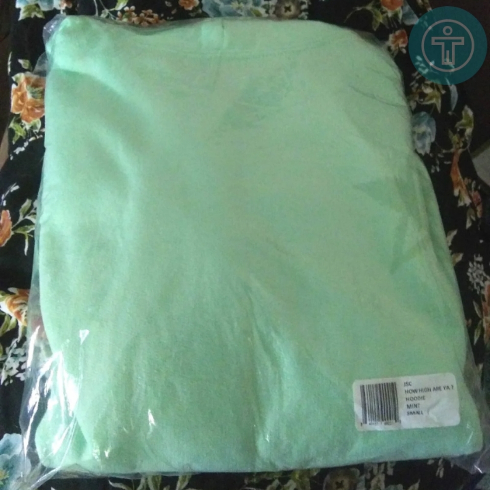 Jeffree Star mint hoodie